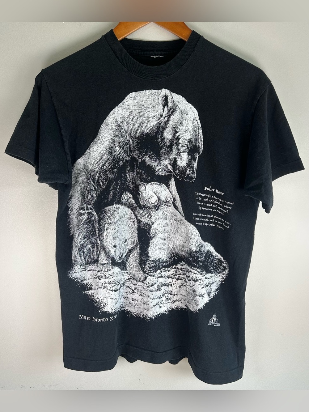 Vintage 90s Metro Toronto Zoo Polar Bear & Cubs T-shirt Sz M Mother Earth 1993